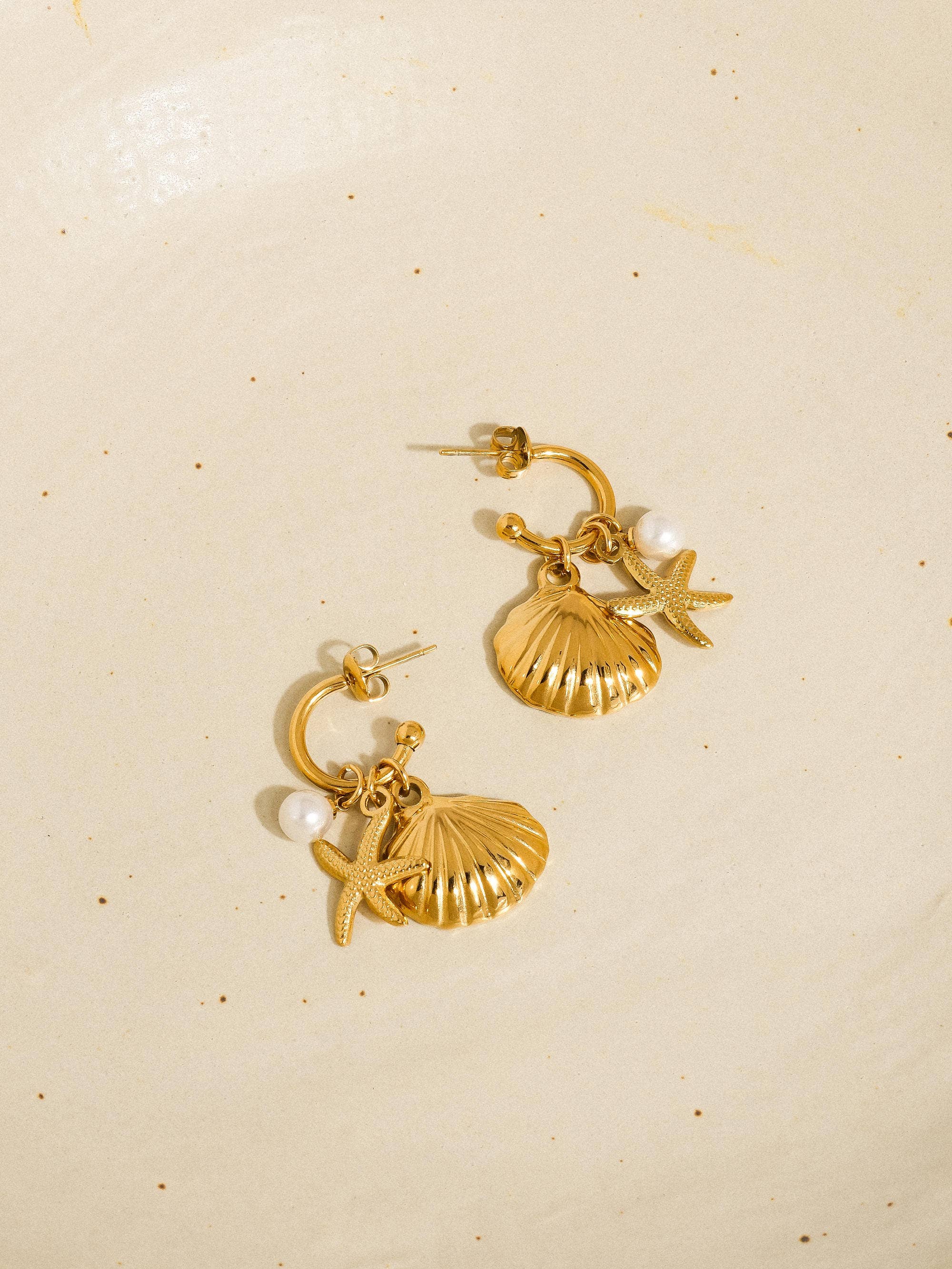 Mareggiata Sea Shell and Star Earring