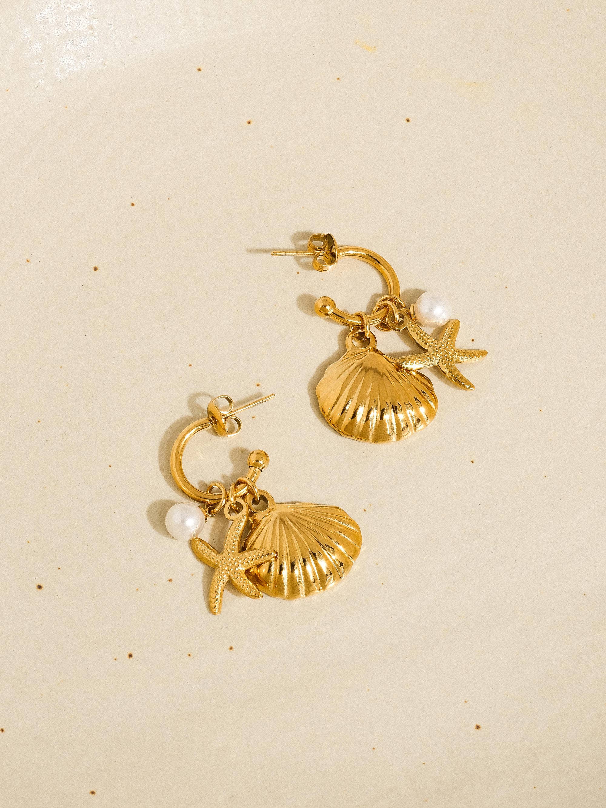 Mareggiata Sea Shell and Star Earring