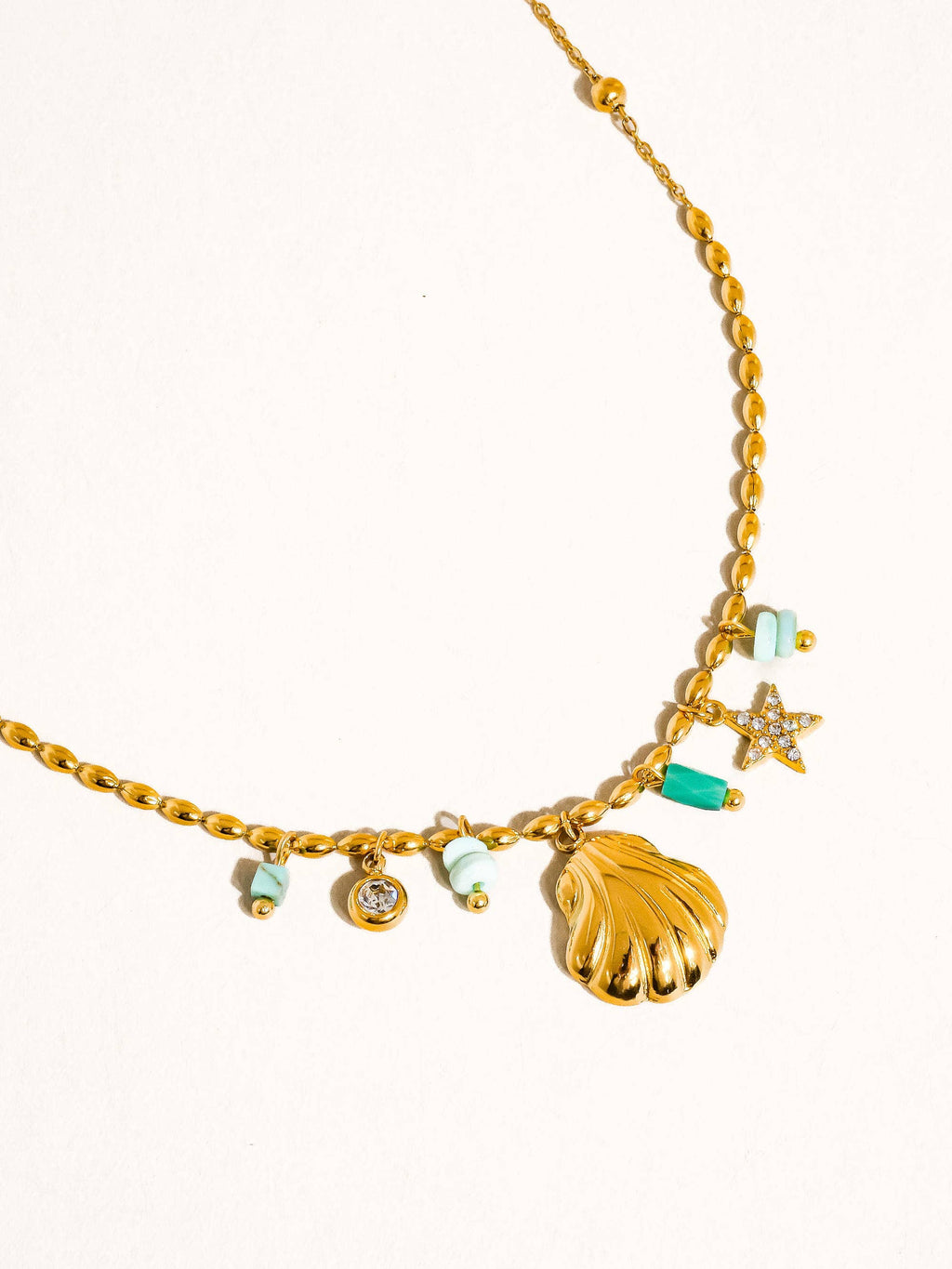 Trani Trinkets Shell and Star Necklace